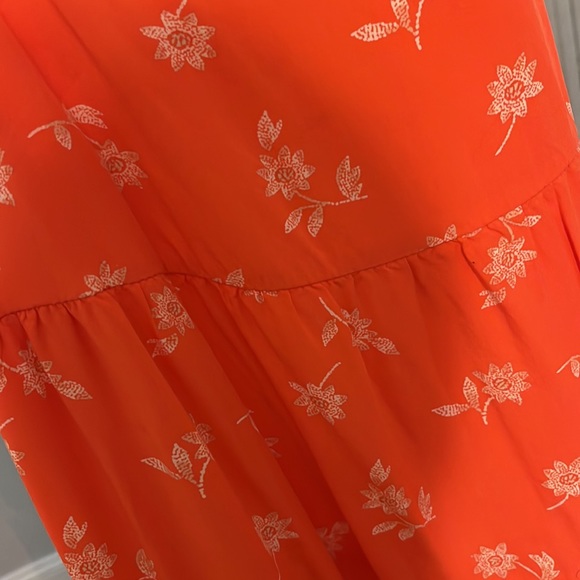 Old navy sundress. Never worn - Picture 2 of 4
